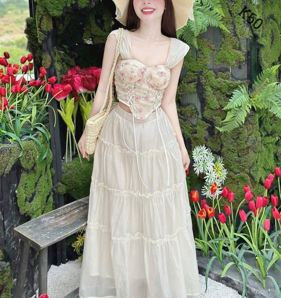set dài thêu hoa váy tơ-duoc-ban-tai-MÍA SHOP - THỜI TRANG NỮ