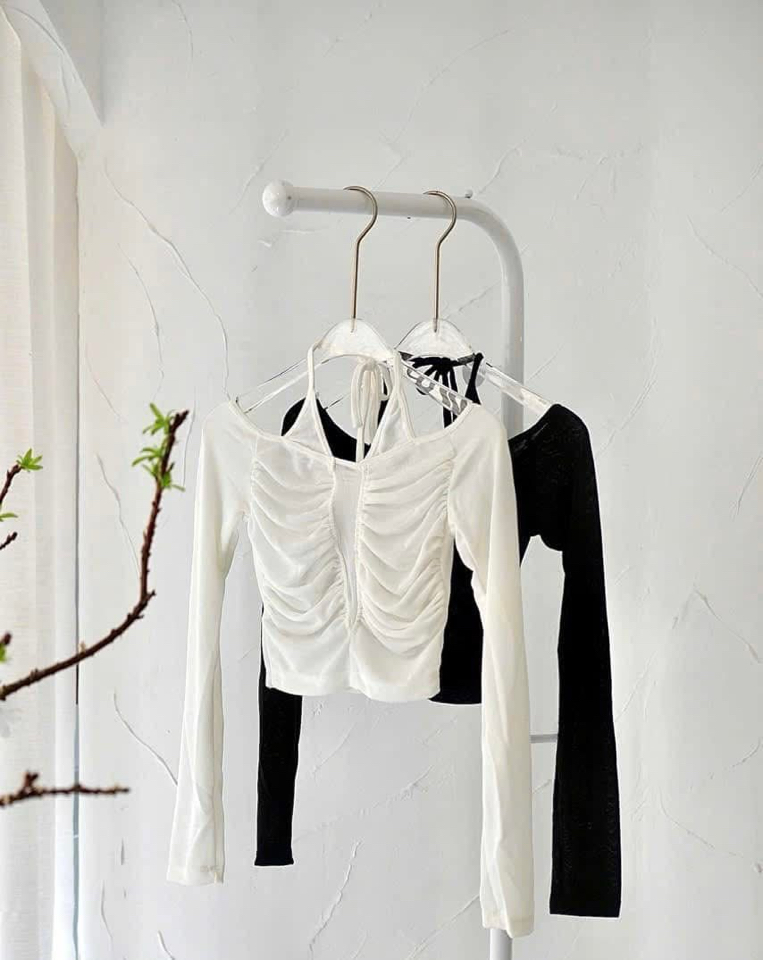 Croptop tay dài sẵn trắng-duoc-ban-tai-MÍA SHOP - THỜI TRANG NỮ