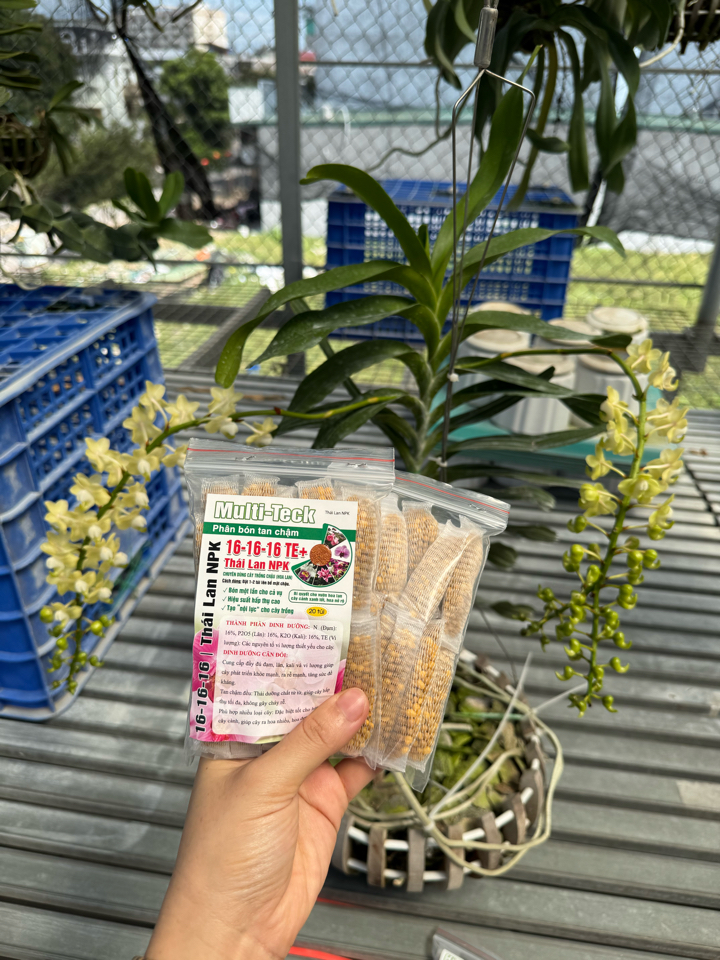 Phân Tan chậm thông minh: 16-16-16 TE+ Thái Lan  (Túi tiện lợi 20 bịch đóng sẵn)-duoc-ban-tai-THƯỞNG LÃM PHONG LAN VIỆT NAM