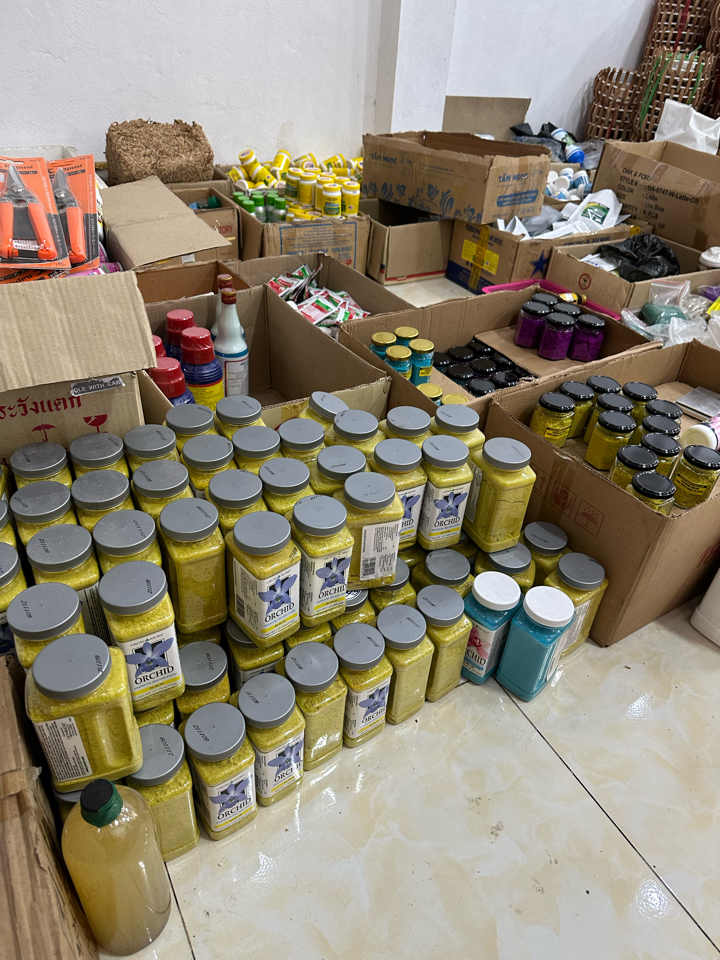 Phân bón lá NPK 20-20-20 Gromore Mỹ chiết lẻ-duoc-ban-tai-THƯỞNG LÃM PHONG LAN VIỆT NAM