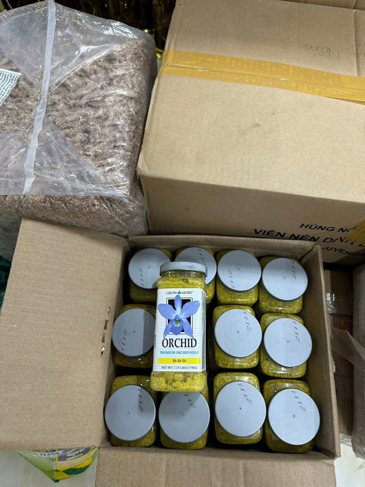 Phân bón lá NPK 20-20-20 Gromore MỸ-duoc-ban-tai-THƯỞNG LÃM PHONG LAN VIỆT NAM