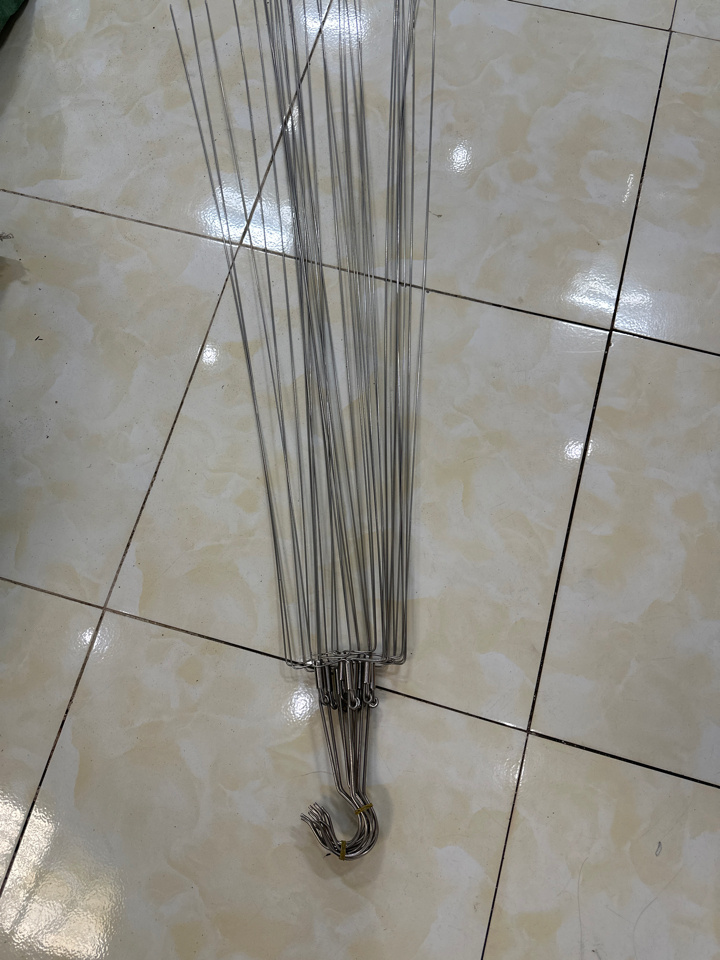 Móc treo 3 chân INOX 1.2m-duoc-ban-tai-THƯỞNG LÃM PHONG LAN VIỆT NAM