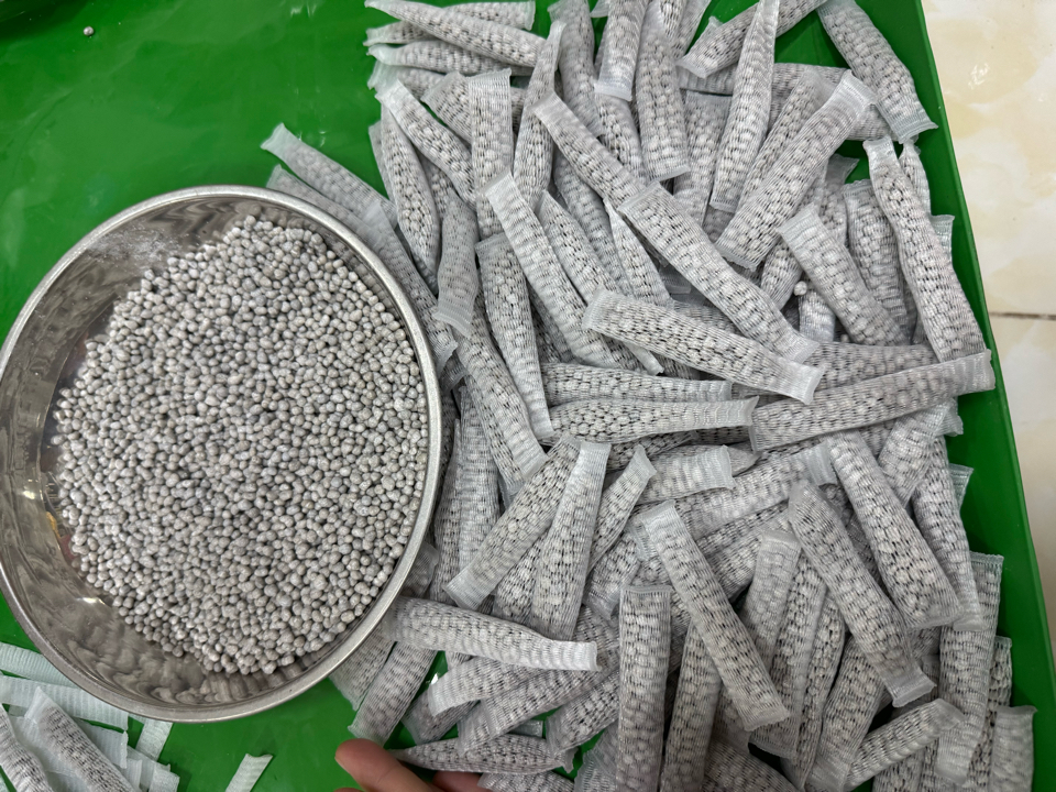 Phân tan chậm thông minh 14-13-13 TE+ Nhật Bản (Túi đóng sẵn 20 bịch)-duoc-ban-tai-THƯỞNG LÃM PHONG LAN VIỆT NAM