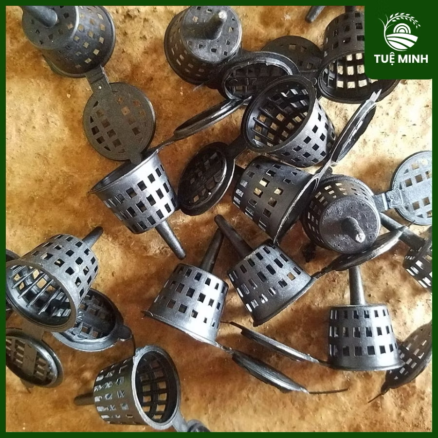 [200 gram] - khoảng100 chiếc Rọ Đựng Phân Tan Chậm, R3xC5cm, Dụng Cụ Làm Vườn, Cắm Chậu, Tiện Lợi, Tiết Kiệm-duoc-ban-tai-THƯỞNG LÃM PHONG LAN VIỆT NAM