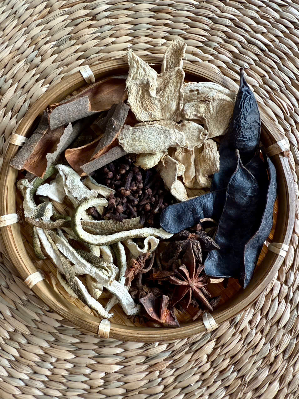 Thảo Mộc Khử Mùi ( Thơm Đậm ) 200g-duoc-ban-tai-Lộc Hòa Trà Quán