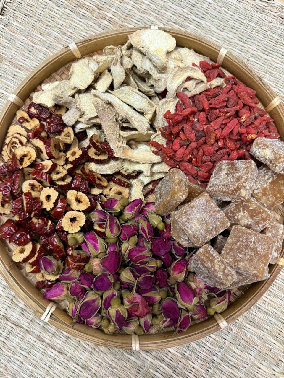 Trà Mộc Nhan-duoc-ban-tai-Lộc Hòa Trà Quán