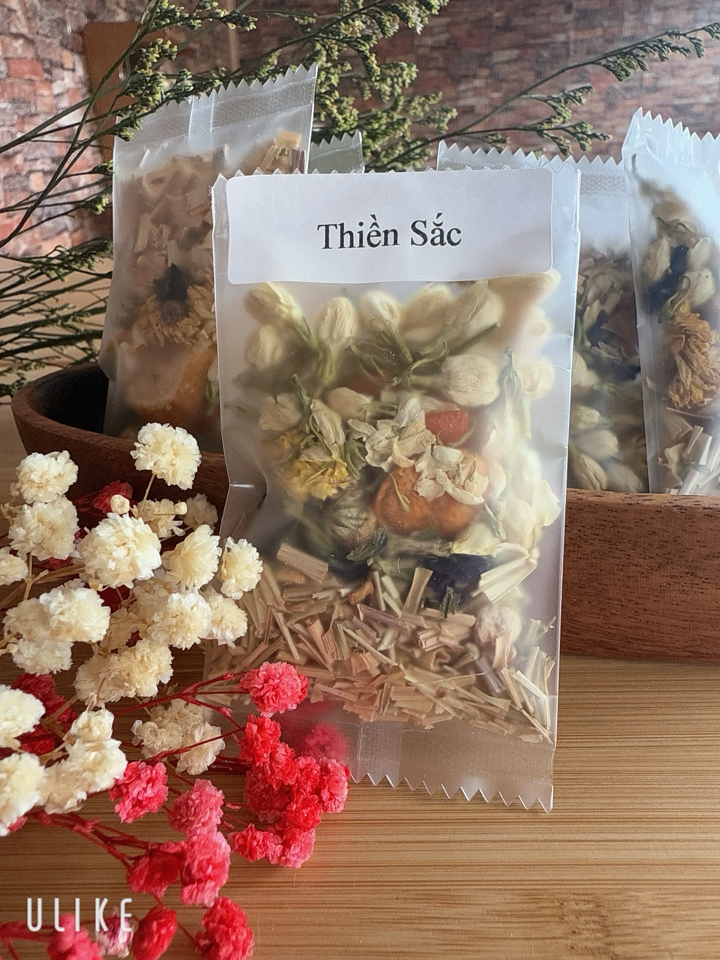 Thiền Sắc Trà-duoc-ban-tai-Lộc Hòa Trà Quán