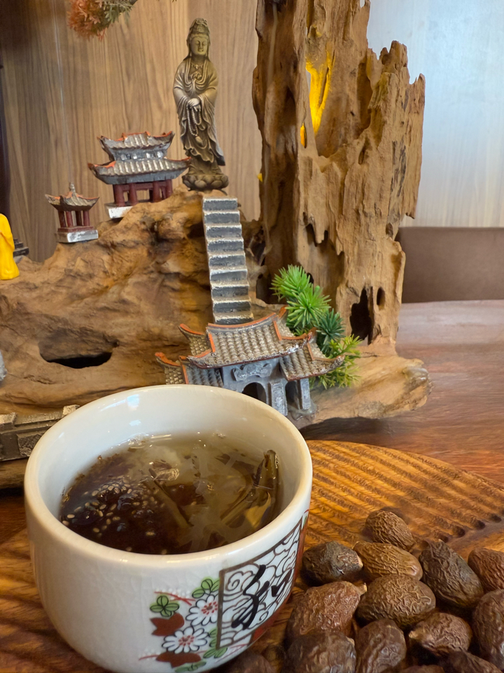 Chè Lục Vị Lộc Hoà ( Trúc Lâm )-duoc-ban-tai-Lộc Hòa Trà Quán