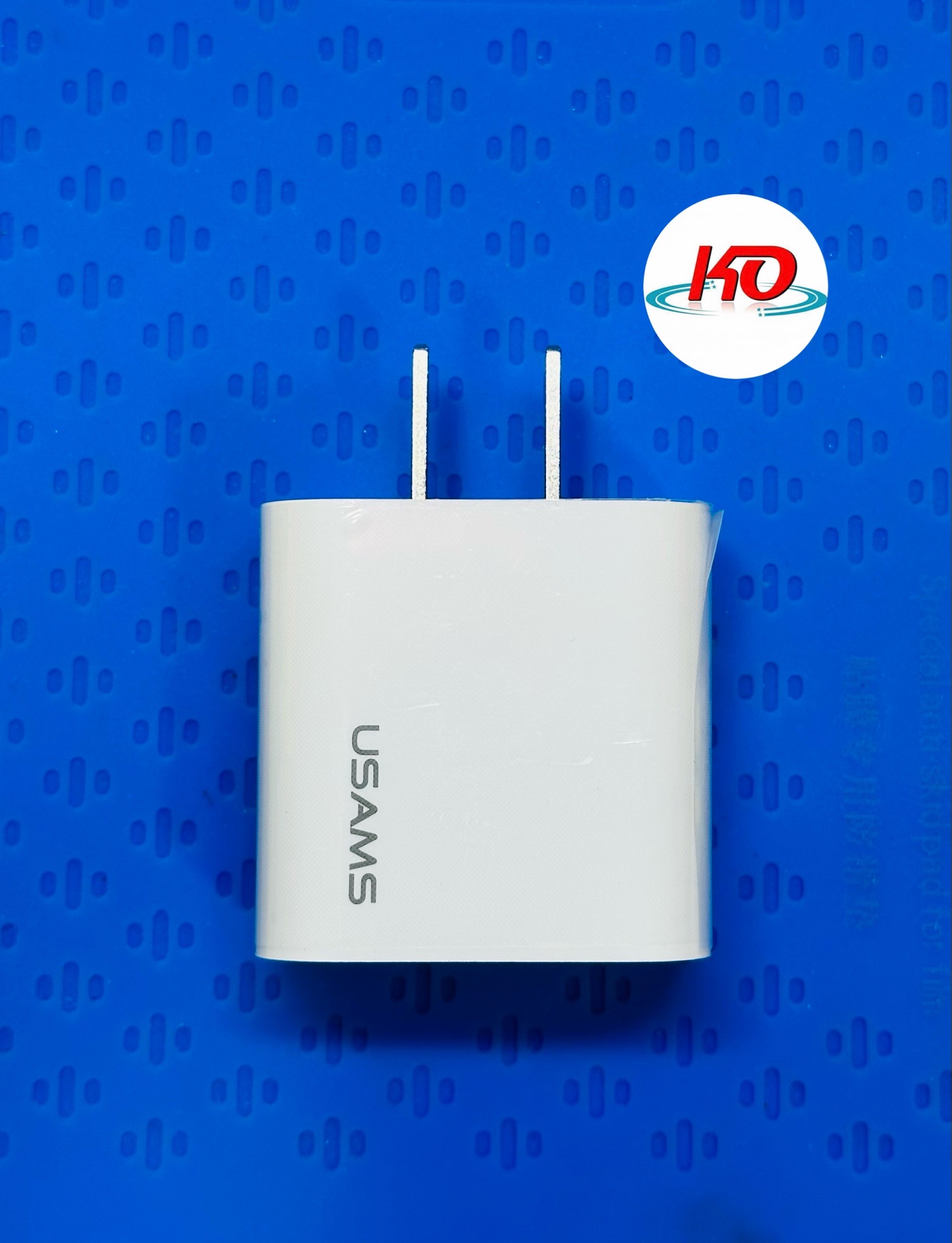 Bộ củ sạc điện thoại Usams OY Fast Charger Kit C-L 20W (US) - Trắng, Model: OYXLTZ06-duoc-ban-tai-ĐIỆN THOẠI DI ĐỘNG KHA OANH