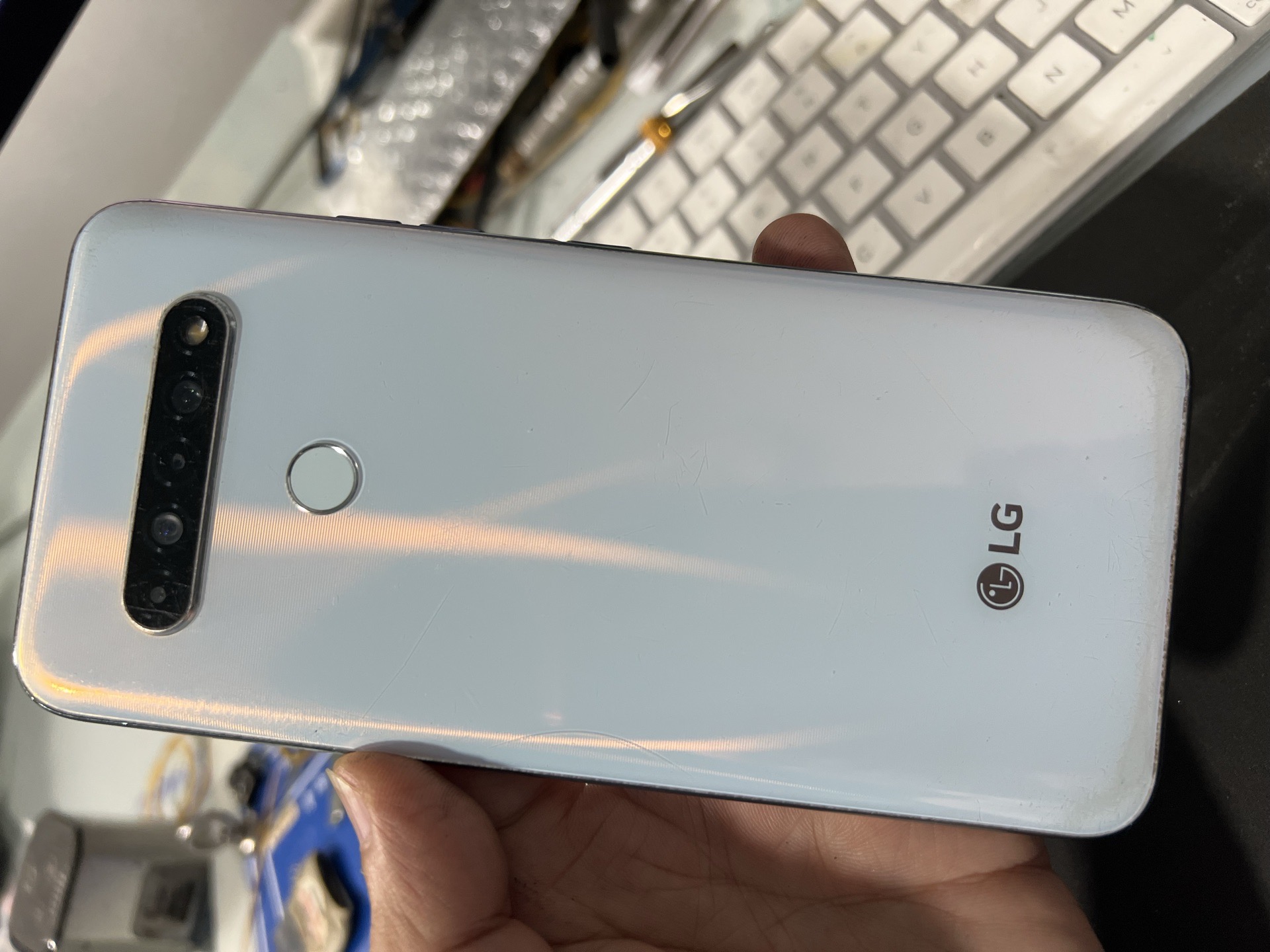 MỞ KHOÁ LG Q61 Q630N-duoc-ban-tai-ĐIỆN THOẠI DI ĐỘNG KHA OANH
