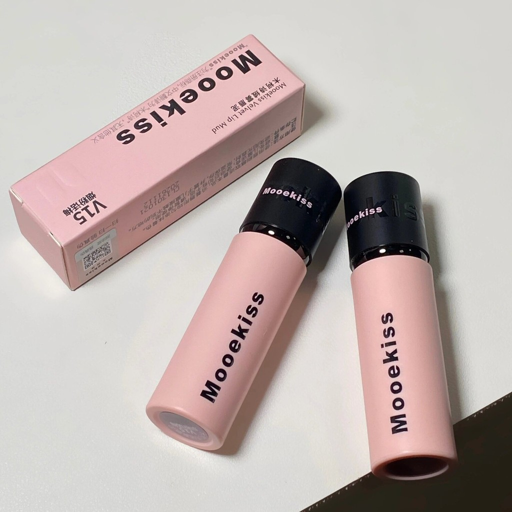 [MOOEKISS] Son kem lì Mooekiss vỏ hồng nắp đen nhung mờ lì 3g-duoc-ban-tai-ENSTORE