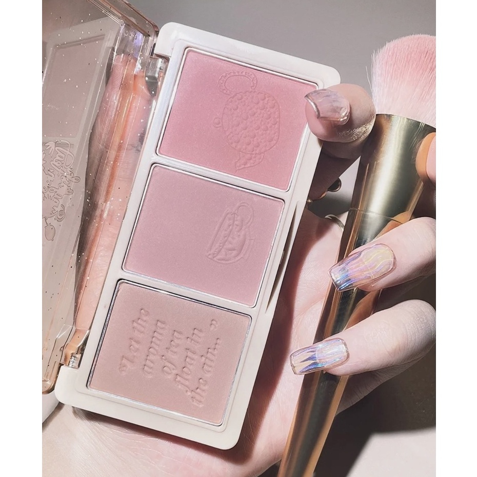 [HOLD LIVE] Bảng phấn má hồng 3 ô Hold Live Secret Garden HL461-duoc-ban-tai-ENSTORE