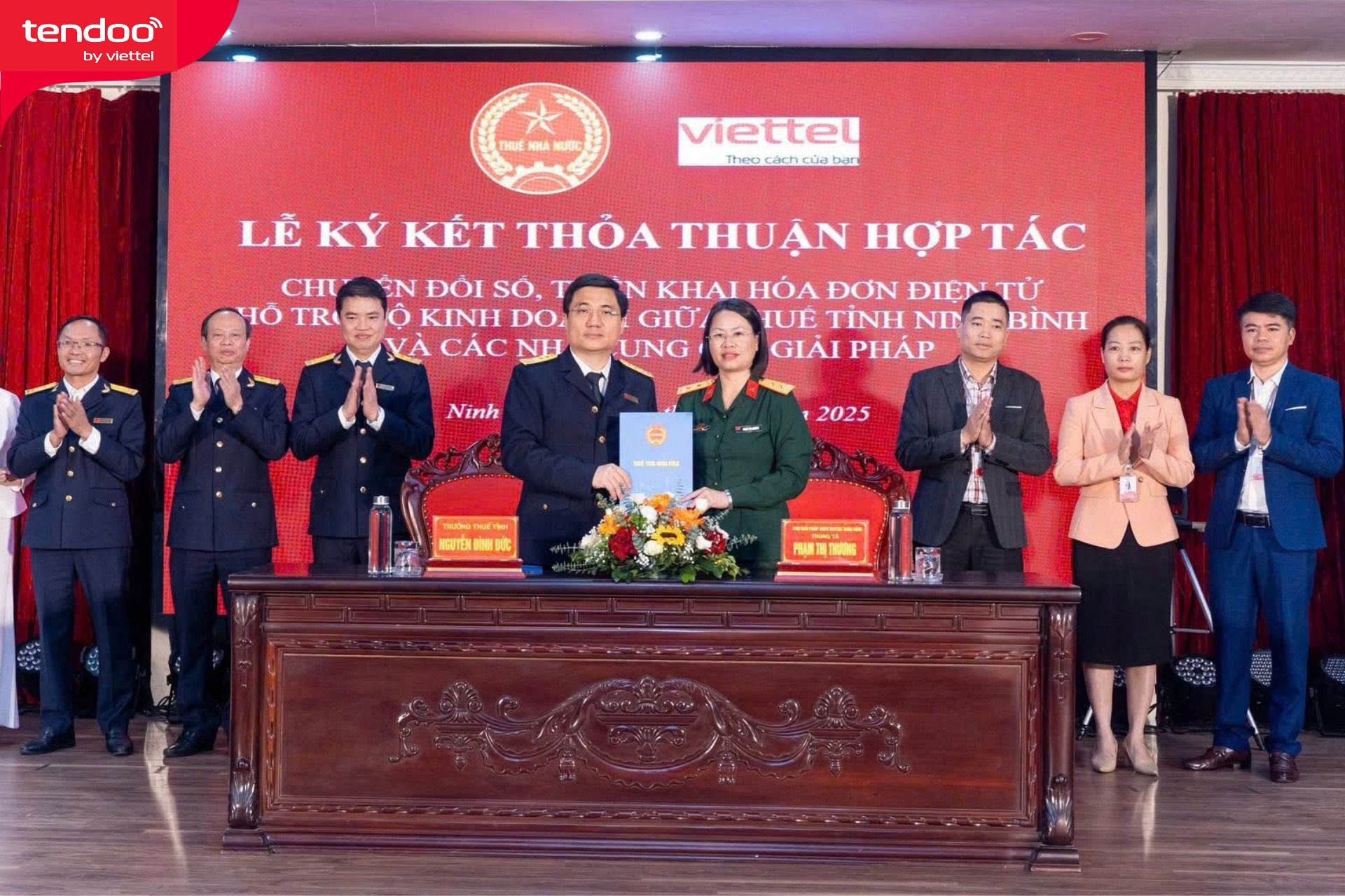 Lễ ký kết hợp tác giữa Viettel & Cục Thuế tỉnh Ninh Bình nhằm hỗ trợ HKD.jpg