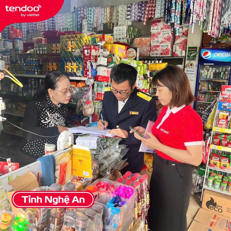 NV Viettel hỗ trợ HKD tại tỉnh Nghệ An 2.jpg