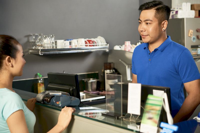 Hộ kinh doanh nên sử dụng phần mềm bán hàng để xuất hoá đơn điện tử tự động