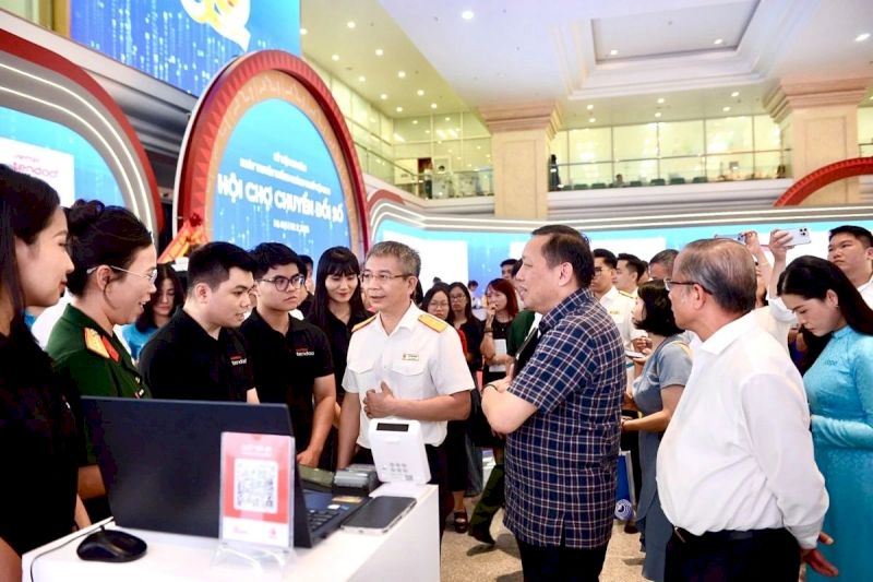 Viettel ra mắt Tendoo tại hội chợ chuyển đổi số của Bộ Tài Chính