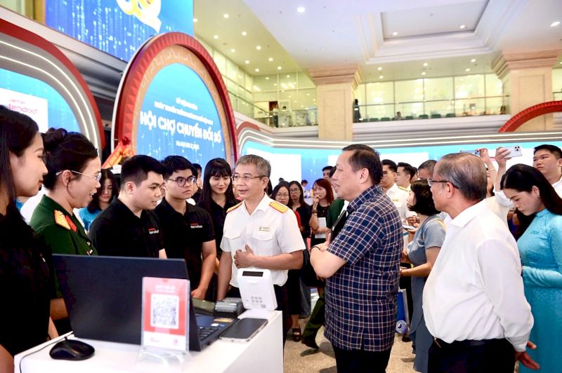 Viettel Tendoo đồng hành cùng Cục Thuế hỗ trợ kê khai thuế cho hộ kinh doanh